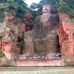 Статуя Будды в Лэшане